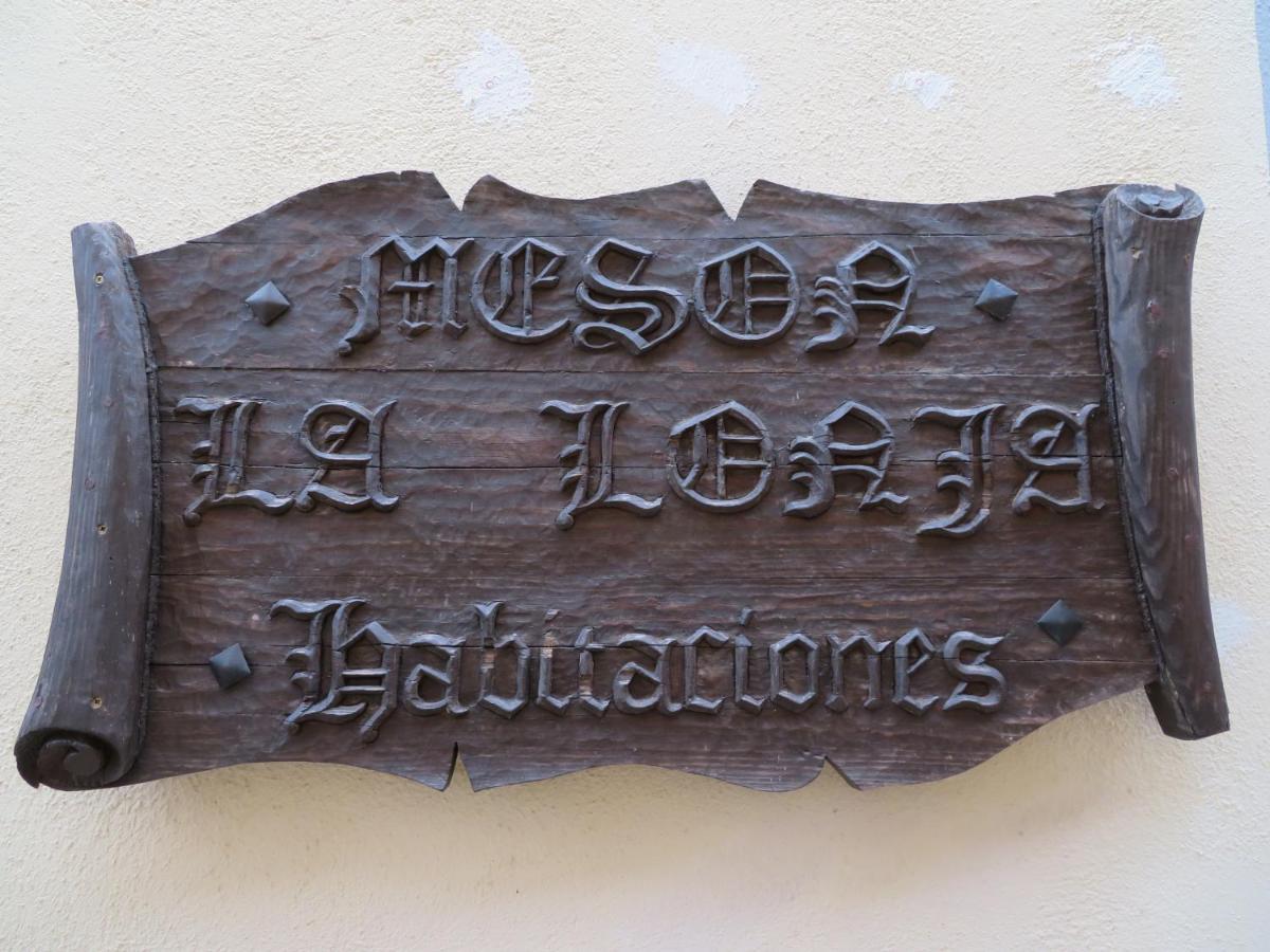 ホテル Meson La Lonja Herbes エクステリア 写真